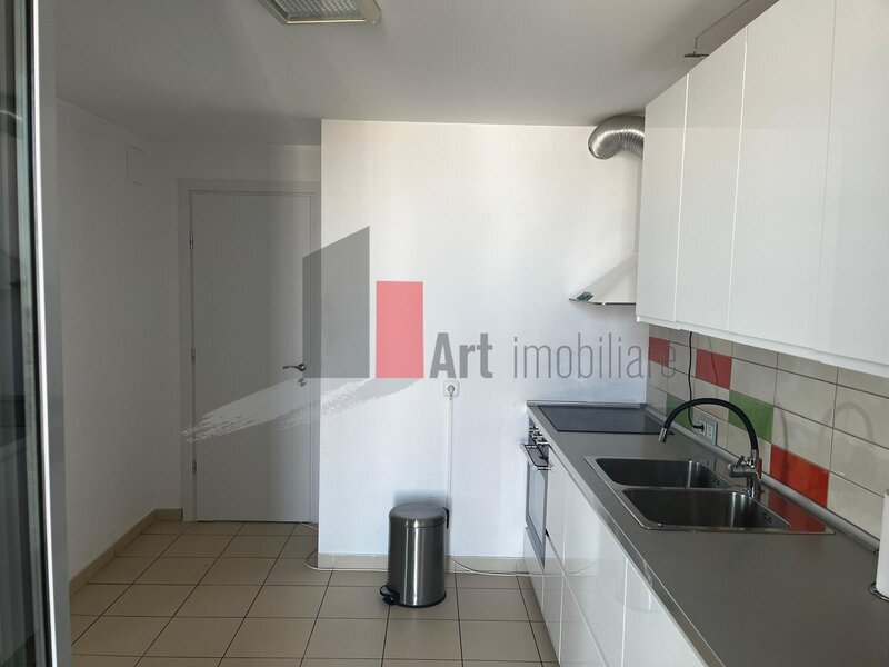 Sector 3 apartament cu 3 camere de inchiriat